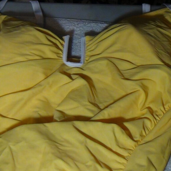 Shade & Shore Women's U-Wire Plunge High Leg One Piece Swimsuit Yellow 16 - 24 - Picture 9 of 13